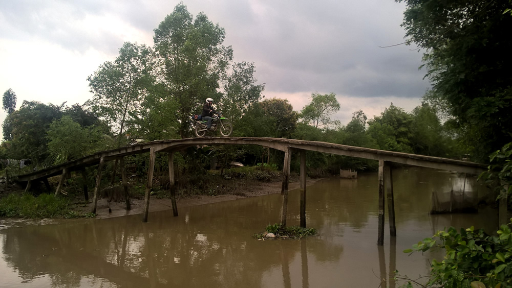 Vietnam Mekong Delta motorcycle tour 